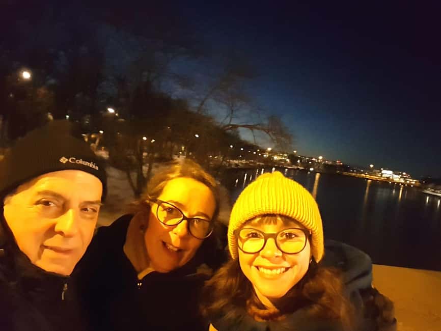 Helsinki: Private Tour with a Local Guide - Meeting your guide and finding your Helsinki footing