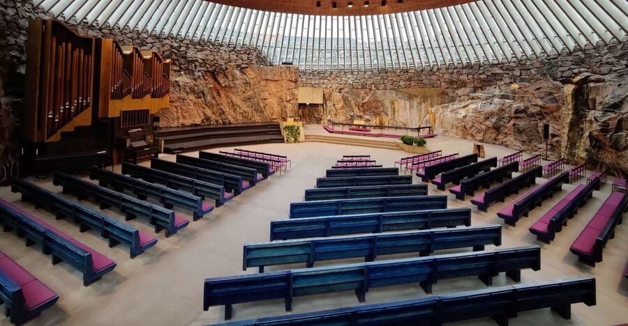 Helsinki: Temppeliaukio Church Entrance Ticket - The Rock Garden in summer