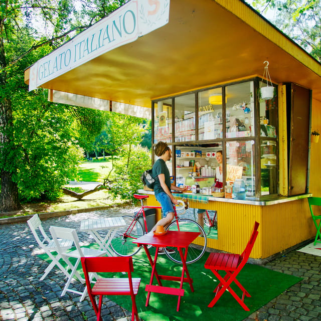 Helsinki: Tram Tour - Why a Helsinki tram tour is a smart first look