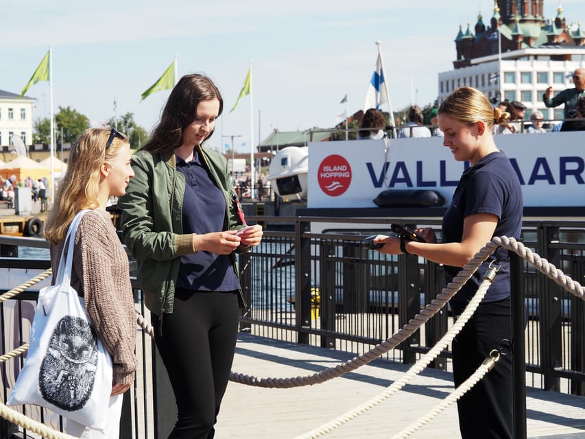 Helsinki: Vallisaari Fortress Island Ferry Ticket - The small details that make boarding easier