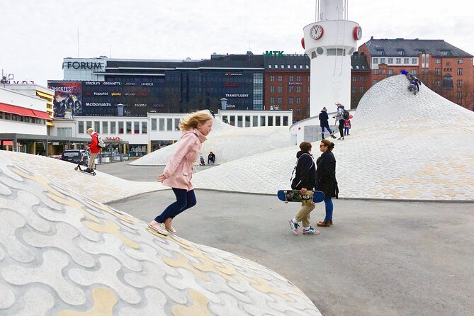 Helsinki walking tour with a city planner - Old Market Hall and Finnish food culture