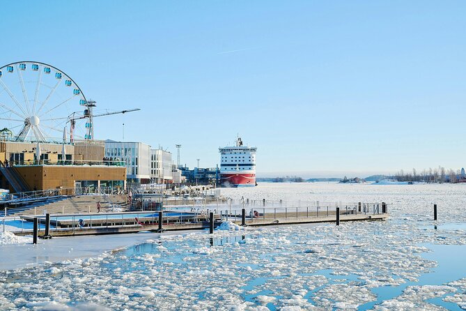 Helsinki Walking Tour with a Sociologist - Why a sociologist changes the Helsinki walk