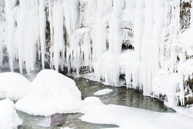 Hike to Frozen Waterfalls of Korouoma Including BBQ Lunch from Rovaniemi - Frozen waterfalls that reward patience