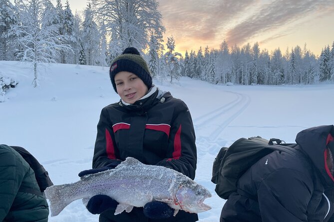 ICE FISHING experience - Key points to know before you book
