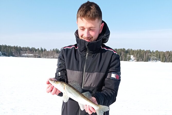 Ice fishing experience with Backpacker Helsinki Tour - What the five-hour duration means