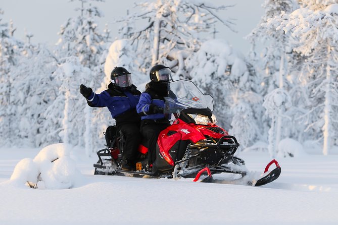 In Pursuit of Reindeer - Snowmobile safari to reindeer farm in Rovaniemi - Getting Ready For The Snowmobile