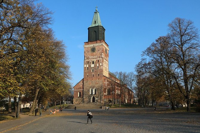 Inspiring Turku - Private Walking Tour - Qwensel House and the Pharmacy Museum
