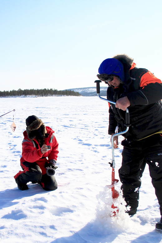 Ivalo: Ice Fishing Tour to Lake Inari, Reindeers & Lunch - Key points to know before booking