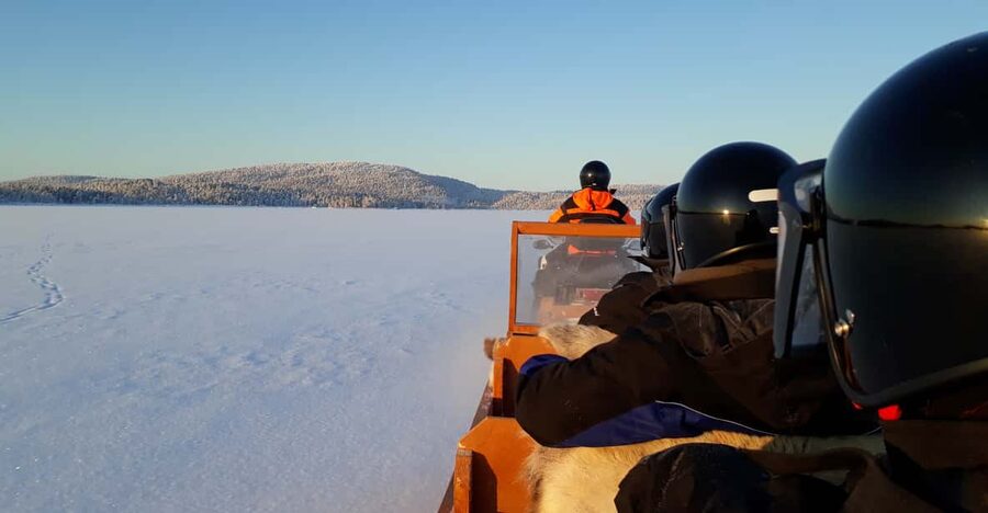 Ivalo: Ice Fishing Tour to Lake Inari, Reindeers & Lunch - From Ivalo to the village of Koppelo