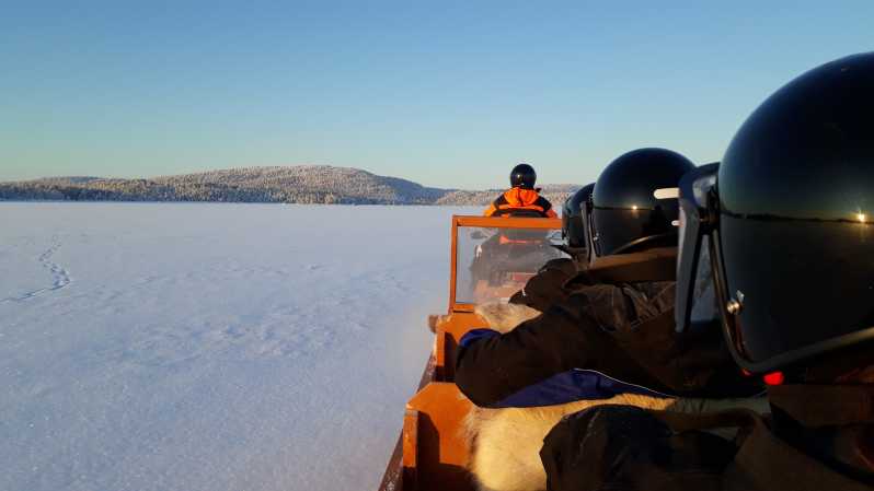 Ivalo: Ice Fishing Tour to Lake Inari, Reindeers & Lunch - Learning the basics of ice fishing