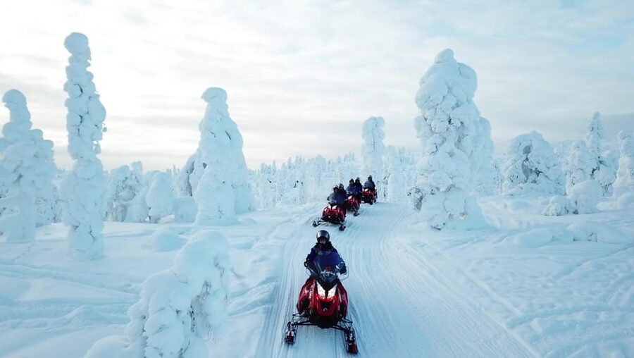 King of Ylläs: Snowmobiling to the Hill - Riding toward the top of Ylläs
