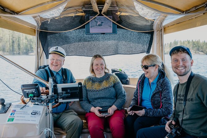 Lake Saimaa Small-Group Cruise with Stories and Music - Seeing Puumala from the lake