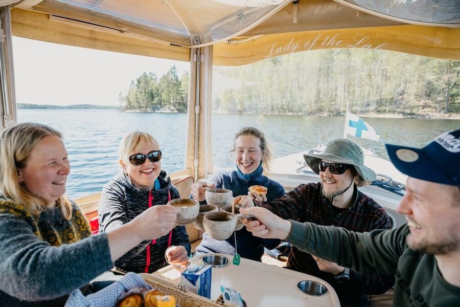 Lake Saimaa story cruise by Ecoboat in Puumala - Captain Arto’s stories make the difference