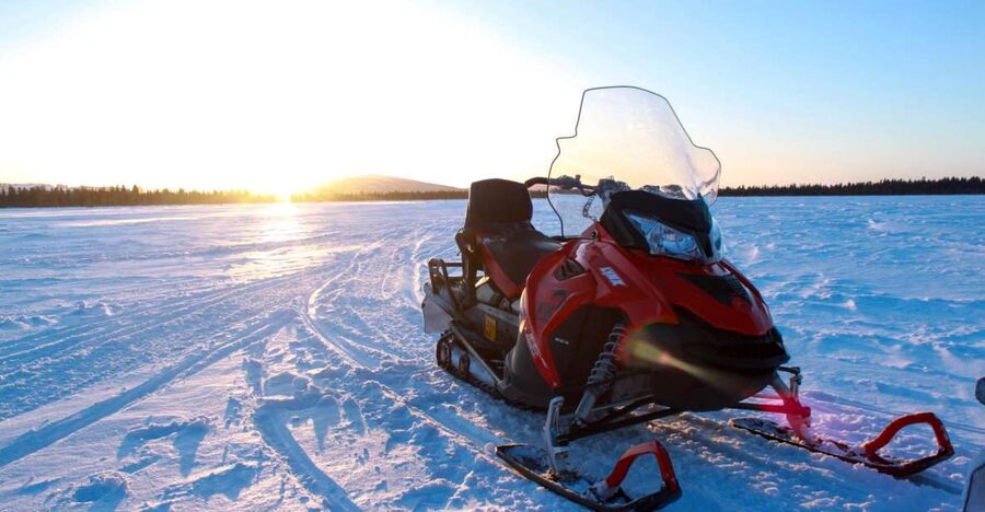 Levi: 3 Hour Snowmobile Safari Around Levi with Coffee Break - Your First 90 Minutes on the Snowmobile