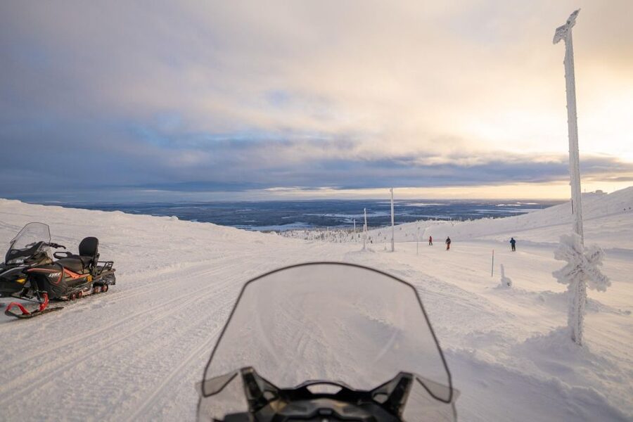 Levi: 4 Hour Snowmobile Safari to the Fells in Levi - Price, value, and what you are really buying