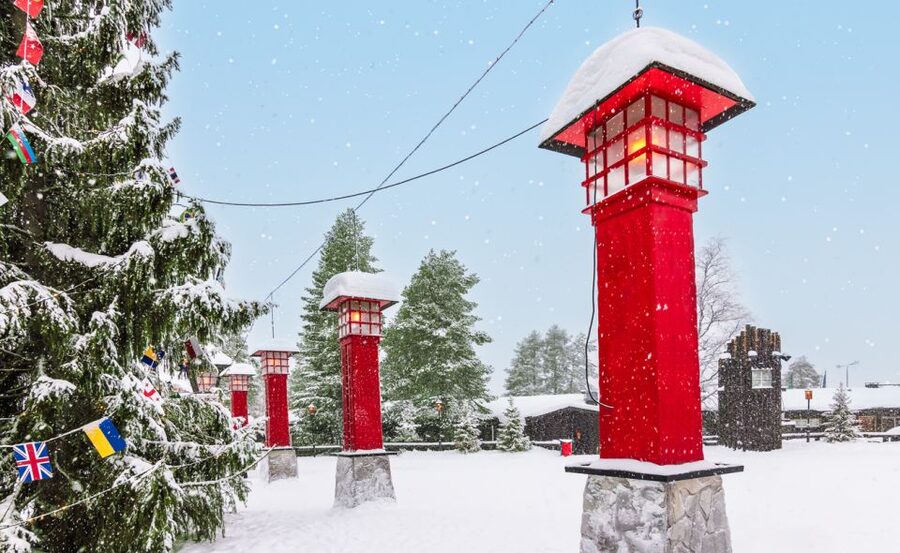 Levi: Day Trip to Santa Claus Village with Lunch - Key points at a glance