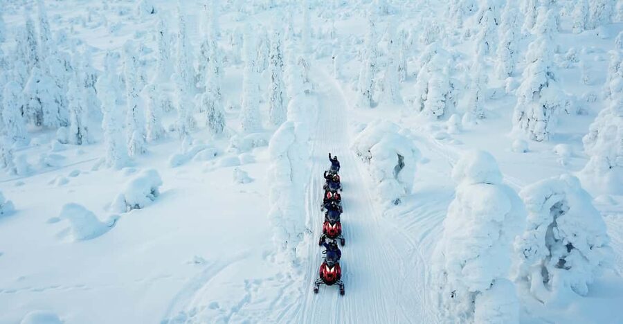 Levi: Easy Snowmobile Safari into the Nature - How difficult is the ride?