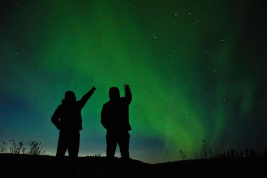 Levi: Northern Lights Hunt Including Campfire Snacks - A small group, but not a private outing