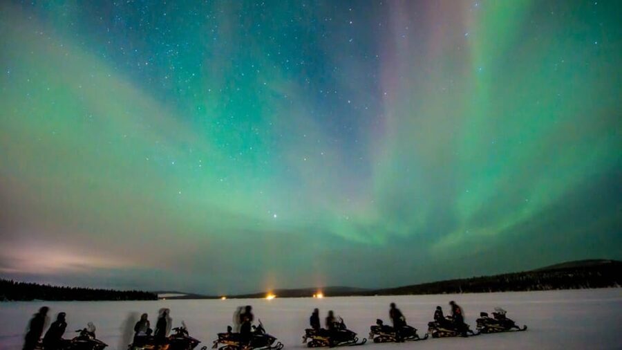 Levi: Northern Lights Snowmobile Safari and Campfire Picnic - Conditions can change the ride