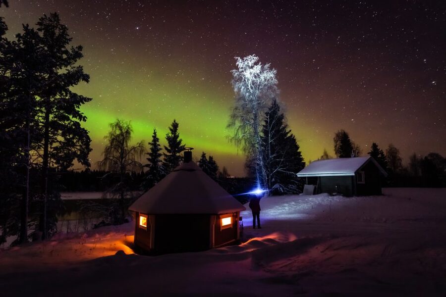 Levi: Northern Lights Tour by Minivan - Why a minivan is a smart way to hunt the aurora