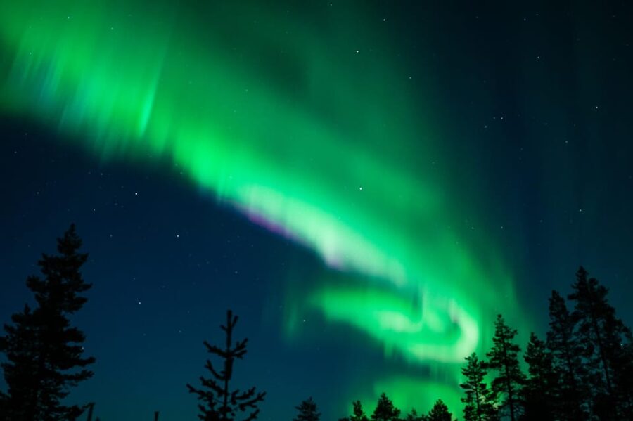 Levi: Northern Lights Tour with Guaranteed Sightings - Professional Photos Without Carrying a Camera