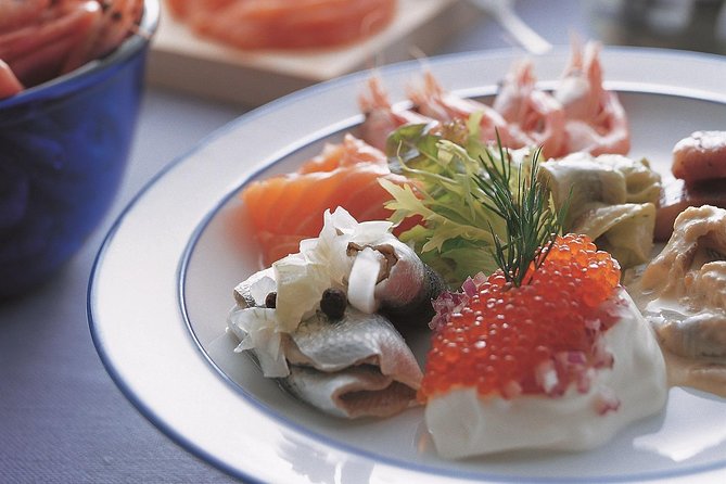 Luxury Day Trip to Tallinn with superior cabin VIP guide and lavish buffet - Breakfast and dinner are useful, but manage expectations