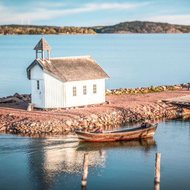 Mariehamn Private Guided Walking Tour - Is $406 good value for your group?