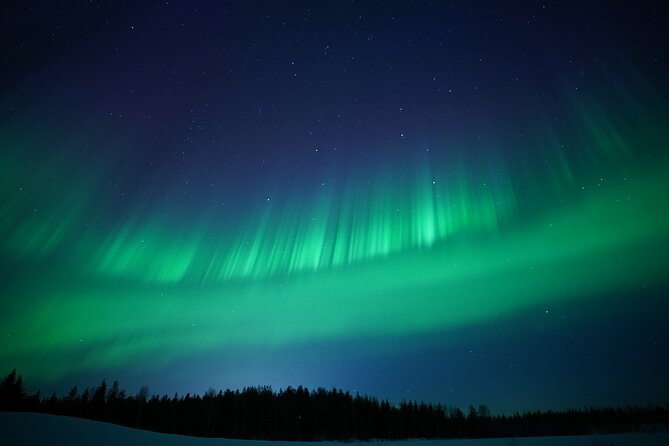 Northern Lights Hunting Photography Tour in Rovaniemi Finland - The best season and timing