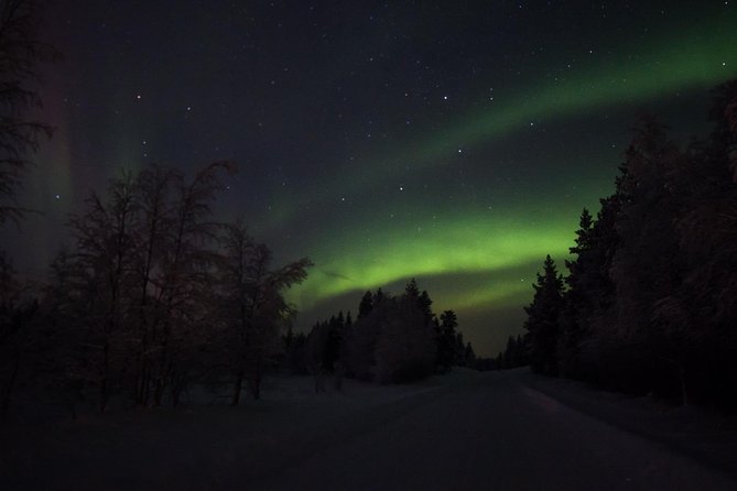 Northern lights hunting with car - Setting out from Luosto or Pyhätunturi after dark