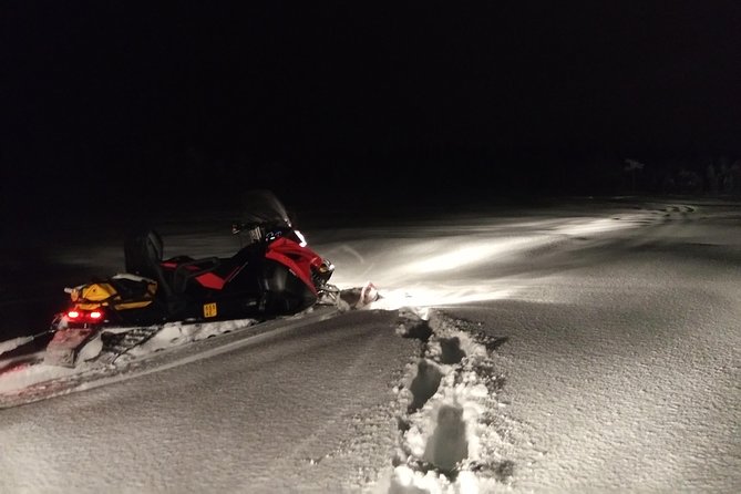 Northern Lights Night by Snowmobile (private tour) - Why this private Rovaniemi tour feels different