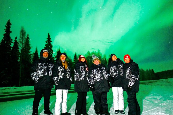 Northern Lights Rovaniemi: Guaranteed Viewing & Unlimited Mileage - Cold, comfort, and the bathroom problem