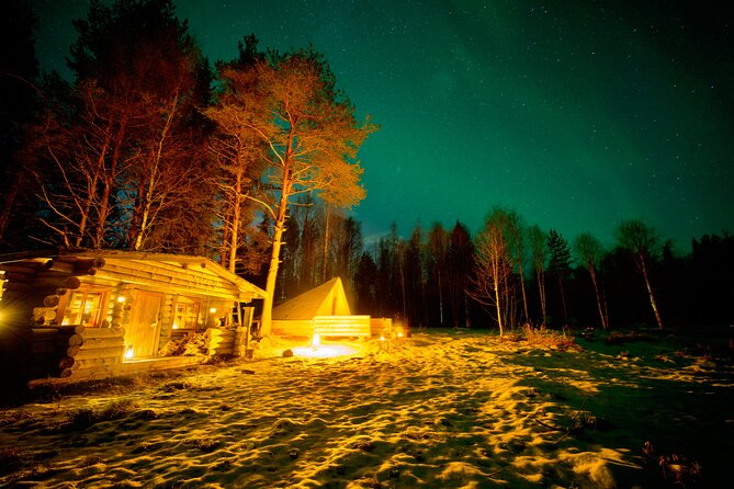 Northern Lights Tour in Atmospheric Cottage - Learning about the aurora