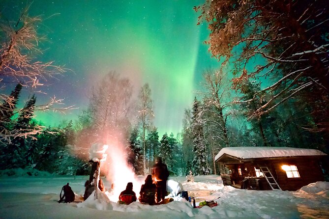 Northern Lights Tour in Atmospheric Cottage - Entering a Finnish cottage more than 100 years old