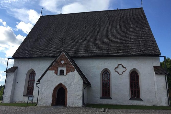 Porvoo Half Day Sightseeing - The Porvoo Cathedral and the town’s old buildings