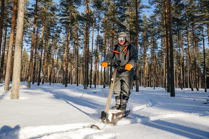 Private Driving Snow Scooters Experience in Finland - Riding 2 to 6 kilometers through the Taiga forest