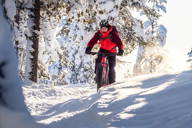 Private Electric Fat Bike Winter Tour in Rovaniemi - Reaching Tottorakka ski lift station