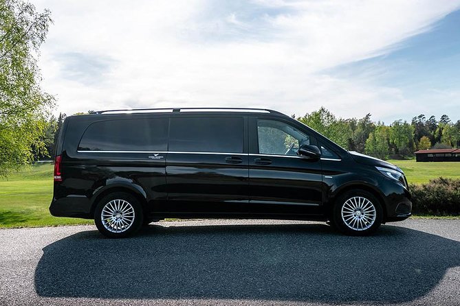 PRIVATE Helsinki VIP Transfer - Hotel, cruise terminal, and point-to-point rides