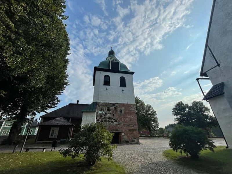 Private Medieval Porvoo by Car from Helsinki - Peter and Tatiana as your guides