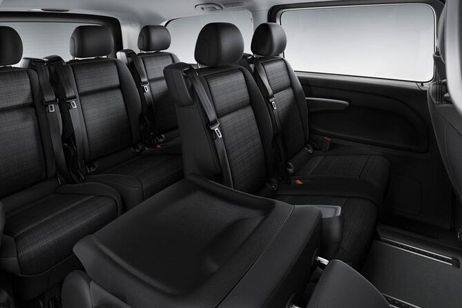 Private Minivan from Rovaniemi Airport RVN to Rovaniemi City - Why the private format matters for small groups