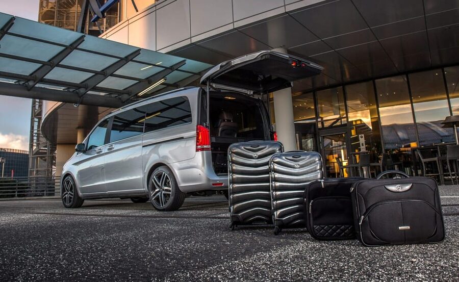 Private Transfer Rovaniemi - Kiruna - Choosing between the Mercedes, Volkswagen, Opel, and Renault vans