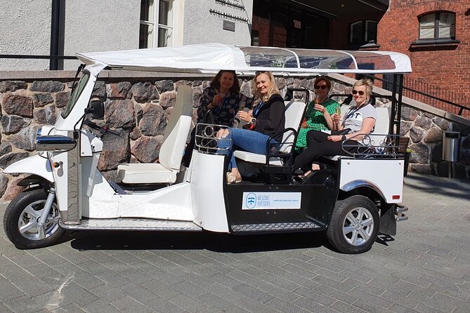 Private TukTuk guided Tour in Helsinki 2,5 hrs - What the guides add to the experience
