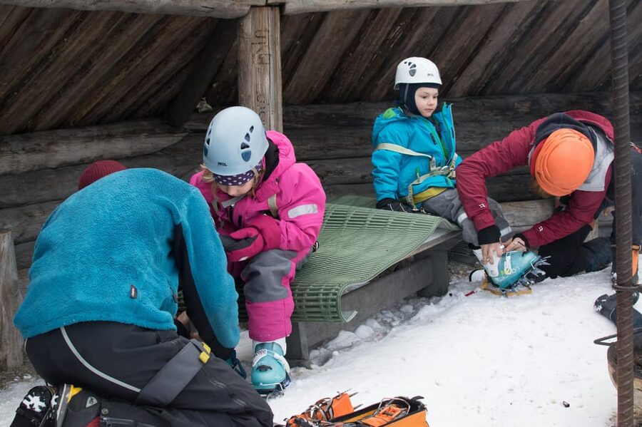 Pyhätunturi: Kid's Ice Climbing Adventure in Finnish Lapland - At the ice wall: climbing, belaying, and warm berry juice