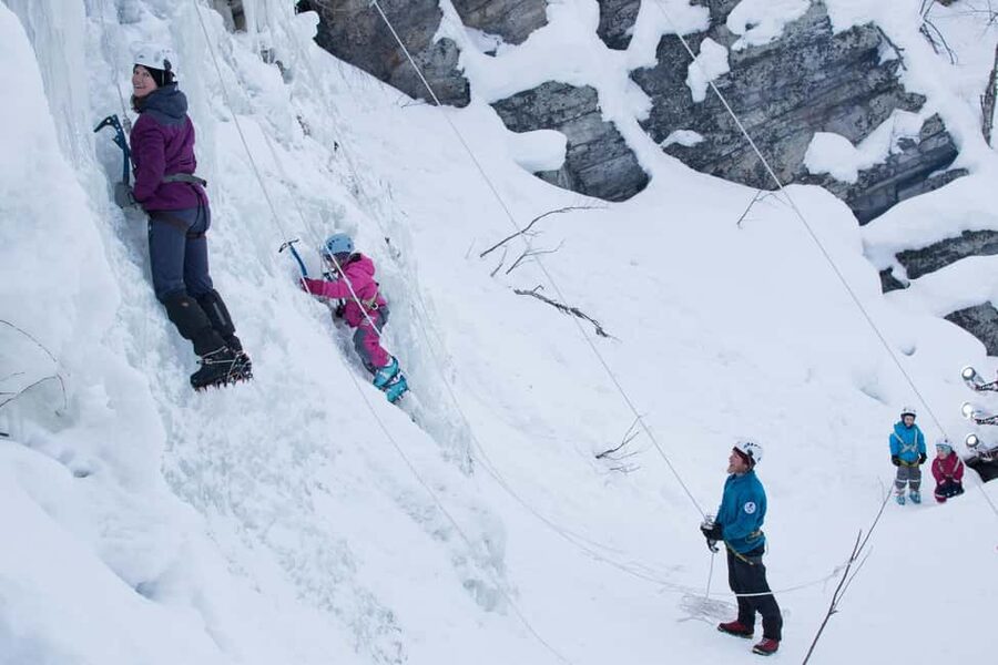 Pyhätunturi: Kid's Ice Climbing Adventure in Finnish Lapland - Is $146 per person good value?