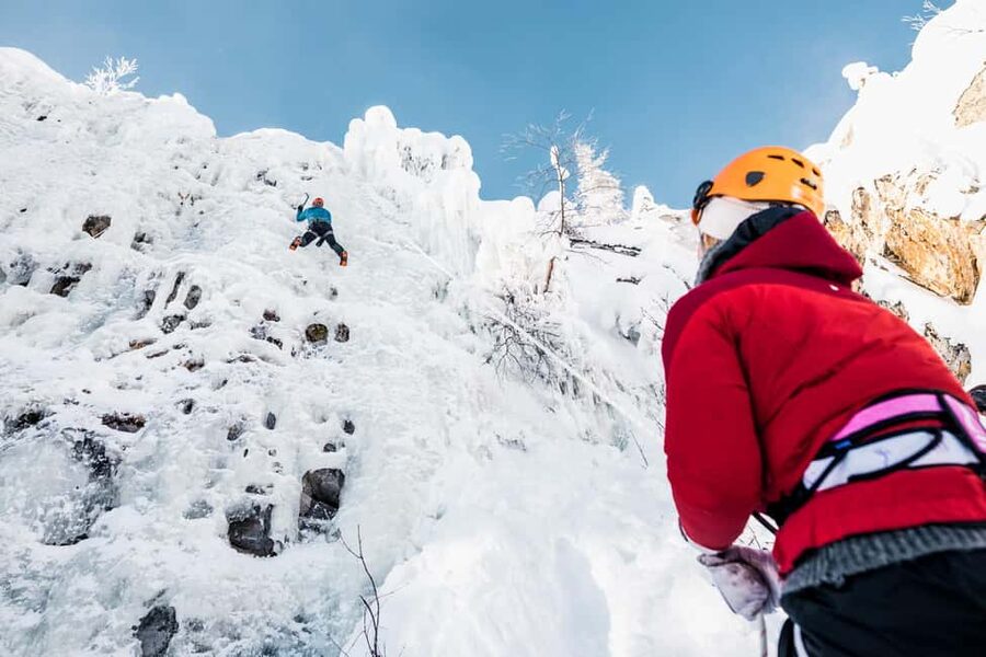Pyhätunturi: Try Ice Climbing in Finnish Lapland - Learning the technique at Tajukangas