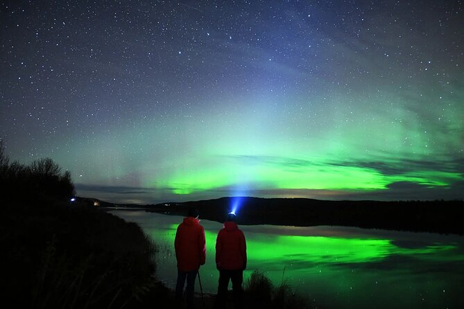 Reflections of the Northern Lights - What the small and large group setup means