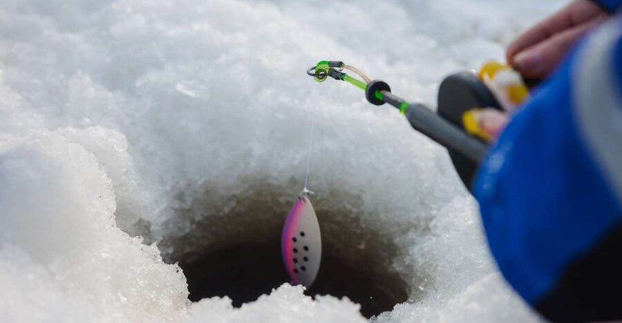 Rovaniemi: Arctic Circle Ice Fishing Experience - Reaching the Frozen Lake From Rovaniemi