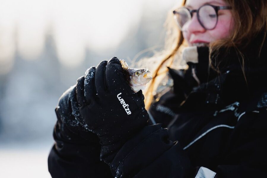 Rovaniemi: Arctic Circle Ice Fishing Experience - Getting Dressed for Four Hours Outdoors