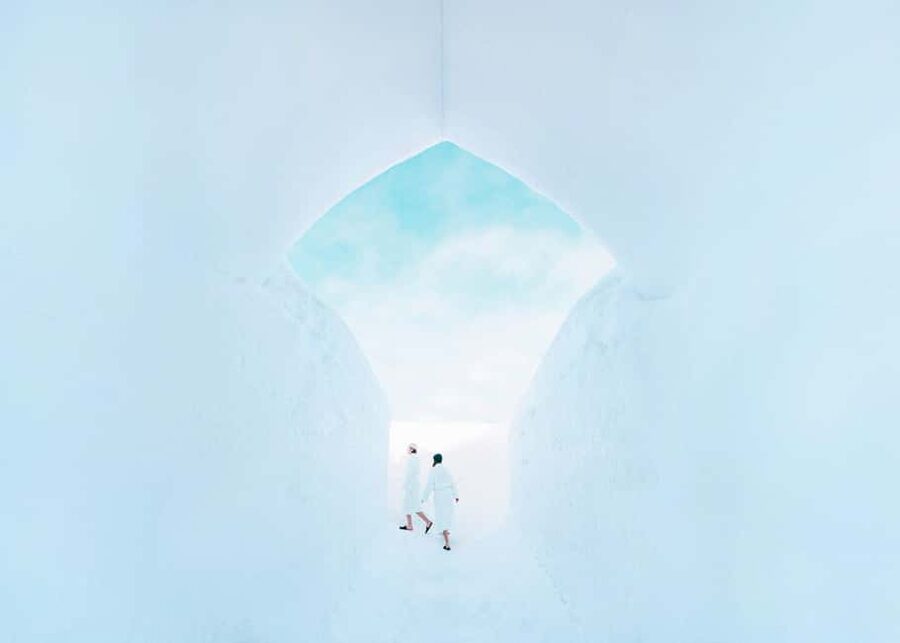 Rovaniemi: Arctic Snow Hotel Tour and Snow Sauna Experience - From Rovaniemi to a hotel made of snow