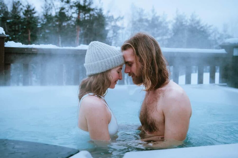 Rovaniemi: Arctic Snow Hotel Tour and Snow Sauna Experience - Why the snow and ice art matters