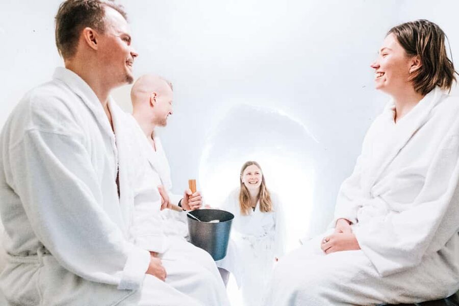 Rovaniemi: Arctic Snow Hotel Tour and Snow Sauna Experience - The world’s only snow sauna